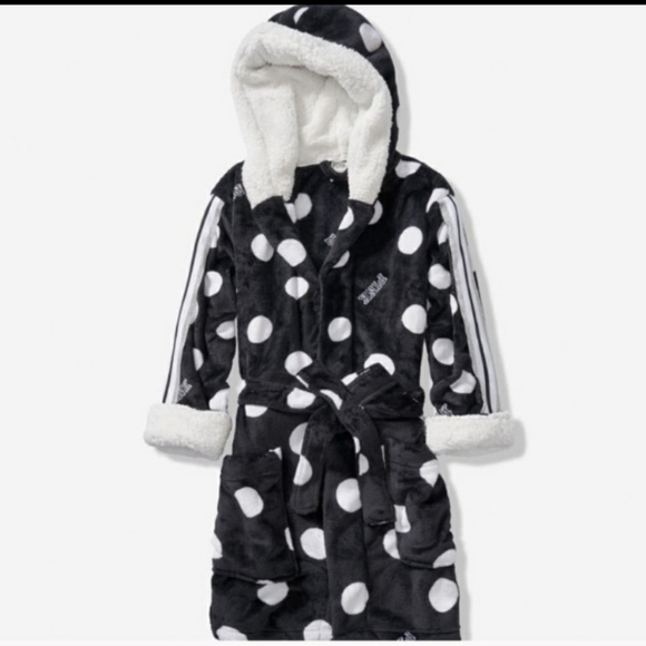 VS PINK BATH ROBE - Picture 2 of 3